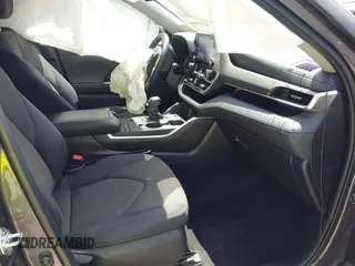 2022 Toyota Highlander L z VIN 5TDCZRAH4NS543318, wystawiony jako IAAI lot #42153681 z przebiegiem 56 196 mil mil oraz . Historia ofert i sprzedaży dostępna na DreamBid. Obrazek 5.
