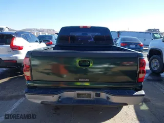 2004 Chevrolet Silverado 1500 Work Truck with VIN 1GCEC19X34Z145554, listed as a IAAI auction lot 41504168 with 203,888 mi miles. Bid and sale history available at carsss.com. Image 16.