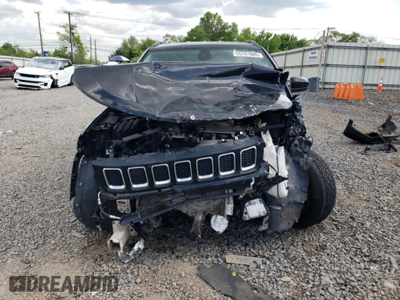 2020 Jeep Compass Latitude с VIN 3C4NJDBB7LT135136, выставлен на аукционе Copart как лот 55781885 с пробегом 54 830 миль миль и Списание • Salvage title. История ставок и продаж доступна на DreamBid. Изображение 5.