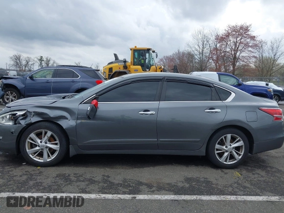 2015 Nissan Altima SV z VIN 1N4AL3APXFC950355, wystawiony jako IAAI lot #41956901 z przebiegiem 85 983 mil mil oraz . Historia ofert i sprzedaży dostępna na DreamBid. Obrazek 14.