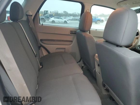 2011 Ford Escape XLS с VIN 1FMCU9C75BKA28653, выставлен на аукционе Copart как лот 51593435 с пробегом 68 625 миль миль и Списание • Salvage title. История ставок и продаж доступна на DreamBid. Изображение 10.