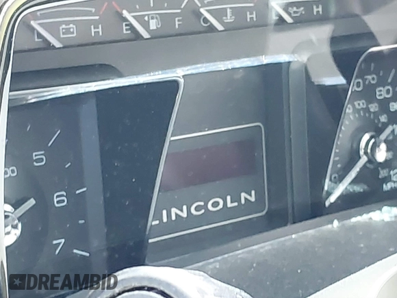 2012 Lincoln Navigator z VIN 5LMJJ2J50CEL05330, wystawiony jako IAAI lot #41243003 z przebiegiem Nie podano mil oraz . Historia ofert i sprzedaży dostępna na DreamBid. Obrazek 7.