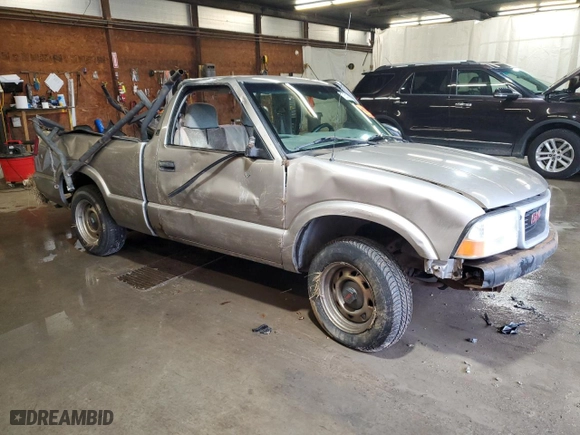 2002 GMC Sonoma SL with VIN 1GTCS145528194662, listed as a Copart auction lot 72510924 with 0 mi miles and Salvage Title. Bid and sale history available at carsss.com. Image 4.