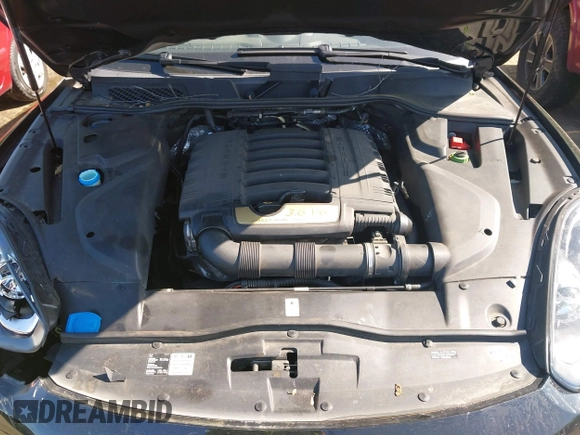 2016 Porsche Cayenne z VIN WP1AA2A23GLA04144, wystawiony jako IAAI lot #42117178 z przebiegiem 70 255 mil mil oraz . Historia ofert i sprzedaży dostępna na DreamBid. Obrazek 9.