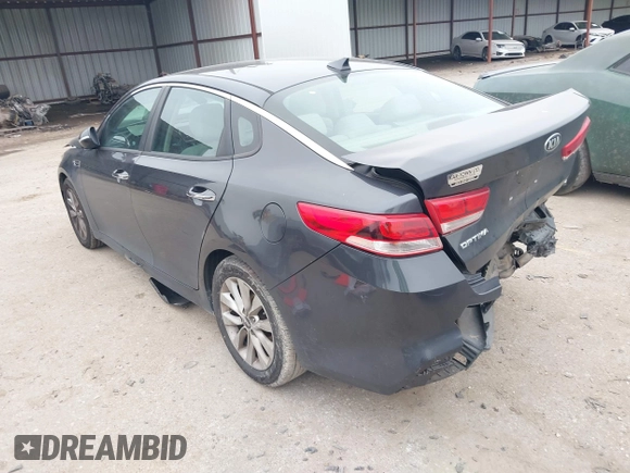 2017 Kia Optima LX z VIN 5XXGT4L33HG131596, wystawiony jako IAAI lot #41591166 z przebiegiem 105 084 mil mil oraz . Historia ofert i sprzedaży dostępna na DreamBid. Obrazek 3.