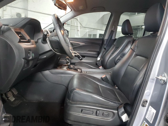 2018 Honda Ridgeline RTL-T z VIN 5FPYK3F65JB001004, wystawiony jako Copart lot #89132755 z przebiegiem 122 572 mil mil oraz Szkody całkowita. Historia ofert i sprzedaży dostępna na DreamBid. Obrazek 7.