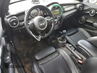 2015 MINI Hardtop S z VIN WMWXP7C53F2A58580, wystawiony jako Copart lot #51455845 z przebiegiem 116 277 mil mil oraz Szkoda całkowita • Salvage title. Historia ofert i sprzedaży dostępna na DreamBid. Obrazek 8.
