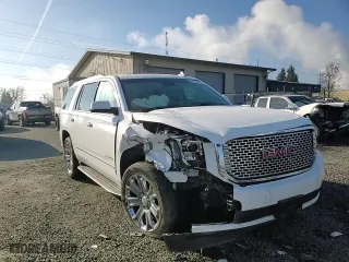 2016 GMC Yukon Denali with VIN 1GKS2CKJ4GR414628, listed as a Copart auction lot 89321675 with 130,591 mi miles and Salvage Title. Bid and sale history available at carsss.com. Image 12.