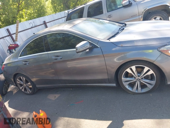 2014 Mercedes-Benz CLA 250 с VIN WDDSJ4EB4EN062413, выставлен на аукционе IAAI как лот 42537164 с пробегом Не указан миль и . История ставок и продаж доступна на DreamBid. Изображение 12.