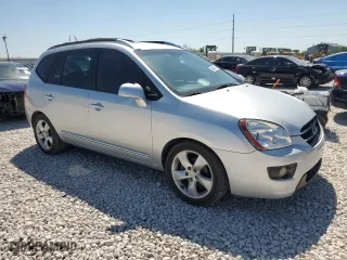 2007 Kia Rondo LX with VIN KNAFG525577095150, listed as a Copart auction lot 52407295 with 91,105 mi miles and Clean Title. Bid and sale history available at carsss.com. Image 4.