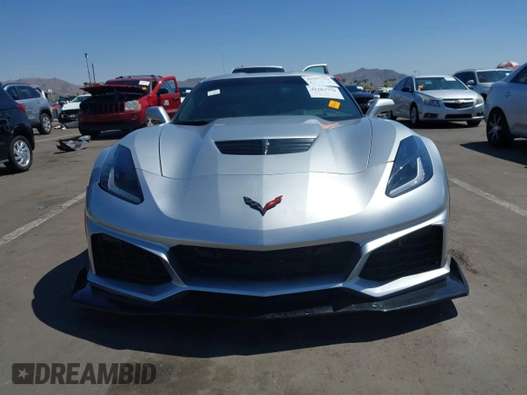 2016 Chevrolet Corvette Z06 2LZ z VIN 1G1YS2D64G5612988, wystawiony jako IAAI lot #42283770 z przebiegiem 22 382 mil mil oraz . Historia ofert i sprzedaży dostępna na DreamBid. Obrazek 12.