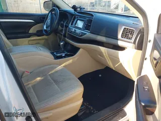 2015 Toyota Highlander LE with VIN 5TDBKRFH7FS194276, listed as a IAAI auction lot 41617493 with 134,342 mi miles. Bid and sale history available at carsss.com. Image 5.