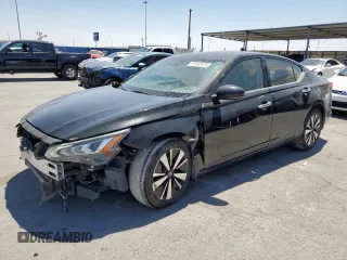 2019 Nissan Altima SV with VIN 1N4BL4DV3KC183267, listed as a Copart auction lot 57262475 with 92,901 mi miles and Salvage title. Bid and sale history available at DreamBid. Image 1.