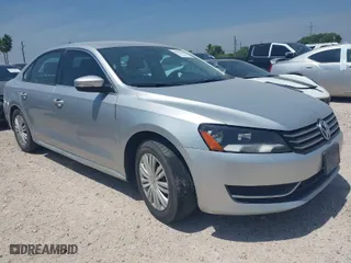 2015 Volkswagen Passat 1.8T S with VIN 1VWAS7A3XFC004738, listed as a IAAI auction lot 41928581 with 1 mi miles. Bid and sale history available at carsss.com. Image 1.