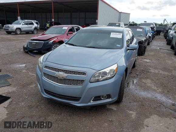 2013 Chevrolet Malibu LTZ with VIN 1G11H5SA0DU109940, listed as a IAAI auction lot 42106086 with 205,634 mi miles and . Bid and sale history available at DreamBid. Image 17.