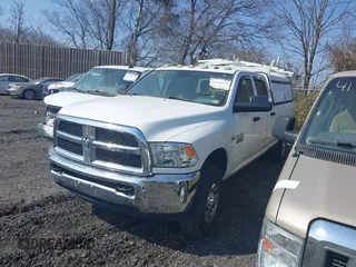 2017 Ram 2500 Tradesman with VIN 3C6UR5HJ5HG740434, listed as a IAAI auction lot 41661434 with 92,465 mi miles and . Bid and sale history available at DreamBid. Image 2.