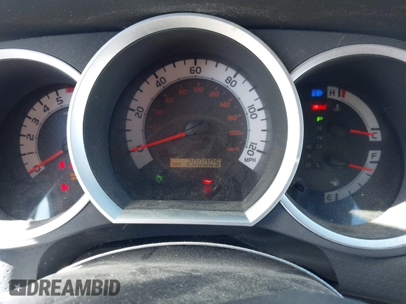 2015 Toyota Tacoma with VIN 3TMLU4EN0FM194841, listed as a IAAI auction lot 41860349 with 200,005 mi miles and . Bid and sale history available at DreamBid. Image 7.