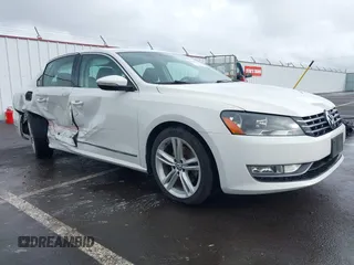 2012 Volkswagen Passat SE z VIN 1VWBN7A34CC015127, wystawiony jako IAAI lot #41481371 z przebiegiem 76 050 mil mil oraz . Historia ofert i sprzedaży dostępna na DreamBid. Obrazek 1.