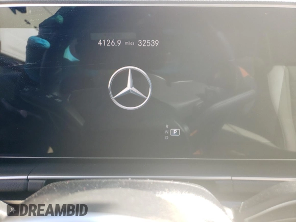 2022 Mercedes-Benz GLS 450 with VIN 4JGFF5KE9NA609048, listed as a Copart auction lot 42990394 with 32,539 mi miles and . Bid and sale history available at DreamBid. Image 9.