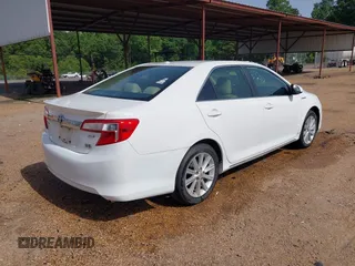 2012 Toyota Camry XLE z VIN 4T1BD1FK4CU018747, wystawiony jako IAAI lot #42275078 z przebiegiem 199 129 mil mil oraz . Historia ofert i sprzedaży dostępna na DreamBid. Obrazek 4.