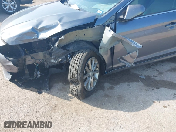 2019 Hyundai Sonata SE with VIN 5NPE24AF6KH750034, listed as a IAAI auction lot 41511943 with 116,871 mi miles. Bid and sale history available at carsss.com. Image 6.