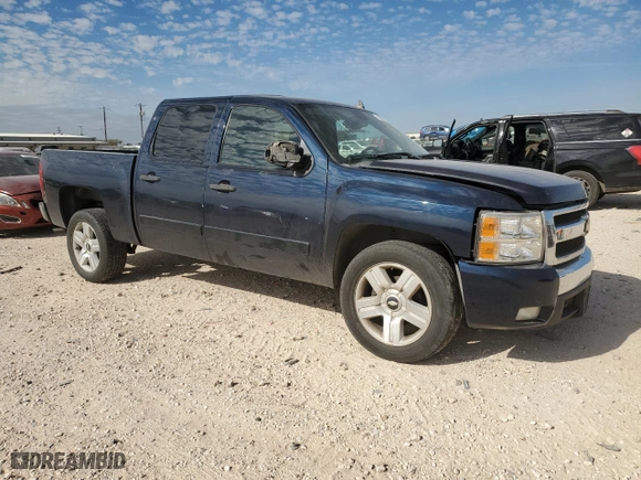 2007 Chevrolet Silverado 1500 LTZ with VIN 2GCEC13J371541551, listed as a Copart auction lot 83029624 with 218,151 mi miles and Salvage Title. Bid and sale history available at carsss.com. Image 4.