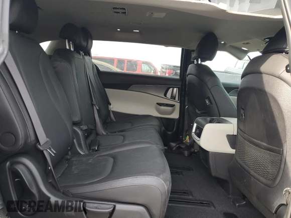 2024 Kia Carnival LX with VIN KNDNB4H38R6387168, listed as a Copart auction lot 84255354 with 7,884 mi miles and Salvage Title. Bid and sale history available at carsss.com. Image 11.