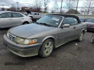 2003 Saab 9-3 SE z VIN YS3DF78KX37001966, wystawiony jako Copart lot #85484104 z przebiegiem Nie podano mil oraz Czysty tytuł • Clean title. Historia ofert i sprzedaży dostępna na DreamBid. Obrazek 1.