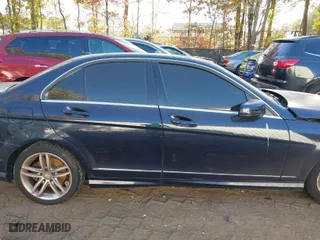 2013 Mercedes-Benz C-Class C 300 Sport with VIN WDDGF8AB8DR290863, listed as a IAAI auction lot 40739394 with 165,377 mi miles. Bid and sale history available at carsss.com. Image 13.