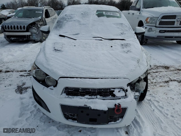 2016 Chevrolet Sonic LS with VIN 1G1JA6SH6G4105225, listed as a Copart auction lot 89131055 with NaN miles and Salvage Title. Bid and sale history available at carsss.com. Image 5.
