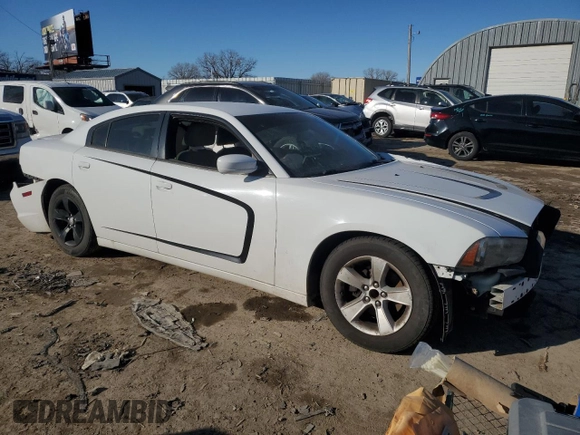 2013 Dodge Charger SE with VIN 2C3CDXBG8DH719460, listed as a Copart auction lot 42137105 with Not Provided miles and Salvage Title. Bid and sale history available at DreamBid. Image 4.