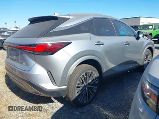 2025 Lexus RX 350h with VIN 2T2BBMCA8SC084121, listed as a IAAI auction lot 42644072 with 4,200 mi miles and . Bid and sale history available at DreamBid. Image 4.