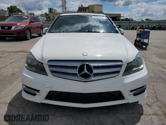 2013 Mercedes-Benz C 250 Sport with VIN WDDGF4HB1DR270887, listed as a Copart auction lot 56064215 with 267,210 mi miles and Clean Title. Bid and sale history available at DreamBid. Image 5.