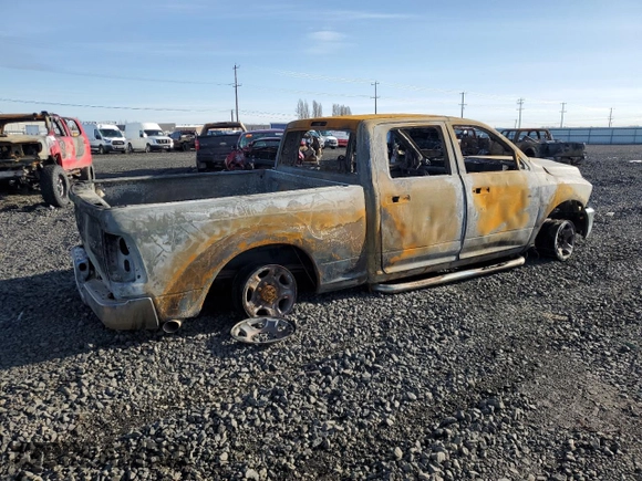 2013 Ram 2500 Tradesman z VIN 3C6UR5CL3DG518042, wystawiony jako Copart lot #49459335 z przebiegiem Nie podano mil oraz Szkoda całkowita • Salvage title. Historia ofert i sprzedaży dostępna na DreamBid. Obrazek 3.