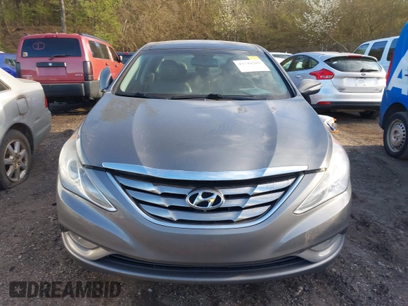 2013 Hyundai Sonata Limited with VIN 5NPEC4AB2DH678312, listed as a IAAI auction lot 41744289 with 177,406 mi miles and . Bid and sale history available at carsss.com. Image 6.