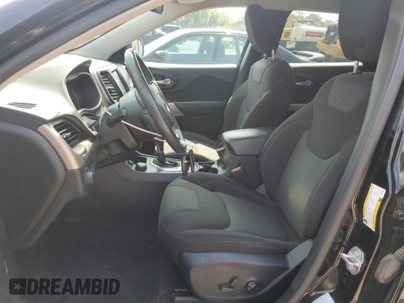 2017 Jeep Cherokee Latitude z VIN 1C4PJMCS8HW589873, wystawiony jako Copart lot #65951275 z przebiegiem 90 864 mil mil oraz Szkoda całkowita • Salvage title. Historia ofert i sprzedaży dostępna na DreamBid. Obrazek 7.