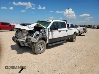 2022 Ford F-350 XL with VIN 1FT8W3BT7NEF34214, listed as a Copart auction lot 62768305 with Not provided miles and Salvage title. Bid and sale history available at DreamBid. Image 1.