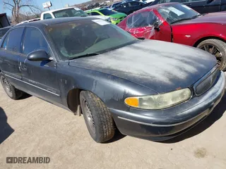 2001 Buick Century Custom with VIN 2G4WS52J611265191, listed as a IAAI auction lot 41695250 with 237,120 mi miles. Bid and sale history available at carsss.com. Image 1.