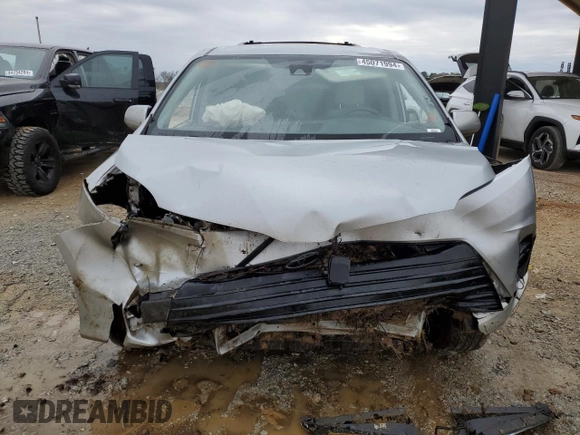 2020 Toyota Sienna LE Auto Access Seat with VIN 5TDKZ3DC7LS070827, listed as a Copart auction lot 45071994 with 101,563 mi miles and Salvage title. Bid and sale history available at DreamBid. Image 5.