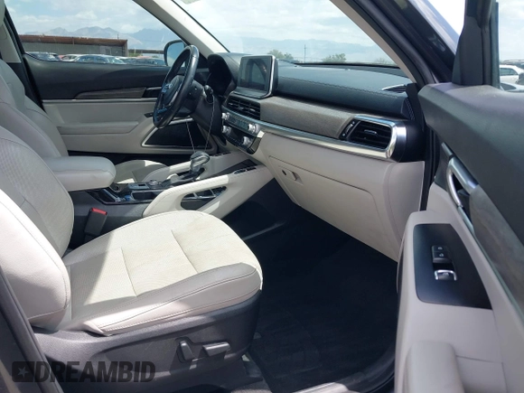 2020 Kia Telluride EX with VIN 5XYP34HC0LG070396, listed as a IAAI auction lot 42565412 with 69,739 mi miles and . Bid and sale history available at DreamBid. Image 5.