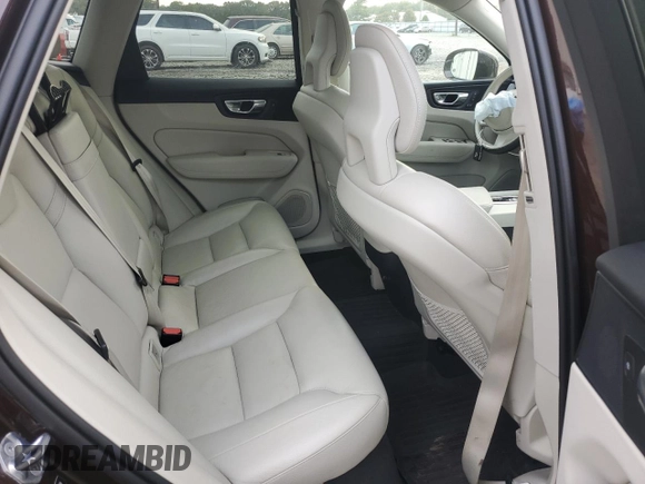 2018 Volvo XC60 Momentum with VIN LYV102RK5JB116738, listed as a Copart auction lot 71602444 with 53,916 mi miles and Salvage title. Bid and sale history available at DreamBid. Image 11.