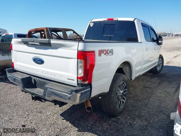 2017 Ford Super Duty F-250 SRW Lariat with VIN 1FT7W2B62HEE68725, listed as a IAAI auction lot 41665815 with 112,202 mi miles. Bid and sale history available at carsss.com. Image 4.