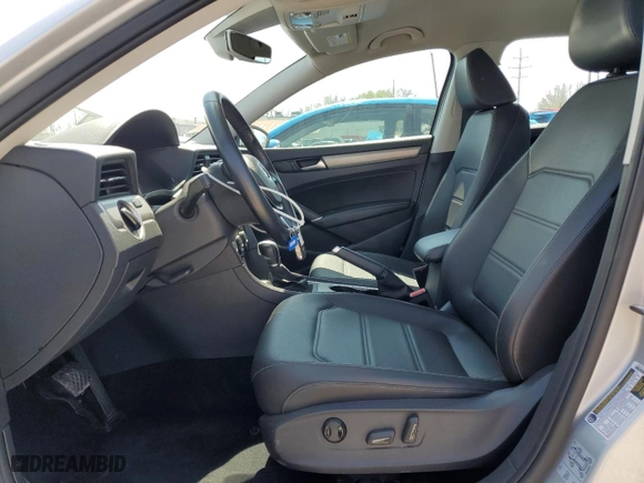 2020 Volkswagen Passat 2.0T SE with VIN 1VWSA7A30LC007957, listed as a Copart auction lot 50534615 with 35,573 mi miles and Clean Title. Bid and sale history available at carsss.com. Image 7.