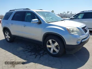 2012 GMC Acadia SLT1 z VIN 1GKKRRED5CJ203774, wystawiony jako IAAI lot #42354757 z przebiegiem 140 664 mil mil oraz . Historia ofert i sprzedaży dostępna na DreamBid. Obrazek 1.