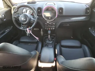 2017 MINI Countryman Cooper S with VIN WMZYT5C38H3D80926, listed as a Copart auction lot 67734084 with 83,129 mi miles and Salvage Title. Bid and sale history available at carsss.com. Image 8.