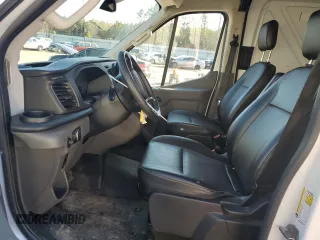 2022 Ford Transit Cargo with VIN 1FTBR2C81NKA65009, listed as a Copart auction lot 46873715 with 58,601 mi miles and Salvage Title. Bid and sale history available at DreamBid. Image 7.