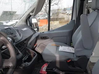 2017 Ford Transit Passenger XL with VIN 1FMZK1CMXHKA57730, listed as a IAAI auction lot 41835172 with 6,791 mi miles and . Bid and sale history available at DreamBid. Image 5.