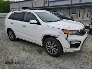 2013 Kia Sorento SX with VIN 5XYKW4A23DG407762, listed as a Copart auction lot 51471745 with 152,048 mi miles and Salvage Title. Bid and sale history available at carsss.com. Image 4.