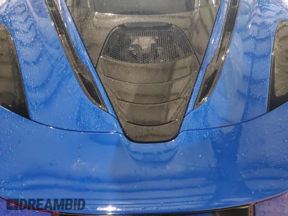2018 McLaren 720S z VIN SBM14DCA1JW000261, wystawiony jako Copart lot #53197894 z przebiegiem 16 674 mil mil oraz . Historia ofert i sprzedaży dostępna na DreamBid. Obrazek 12.