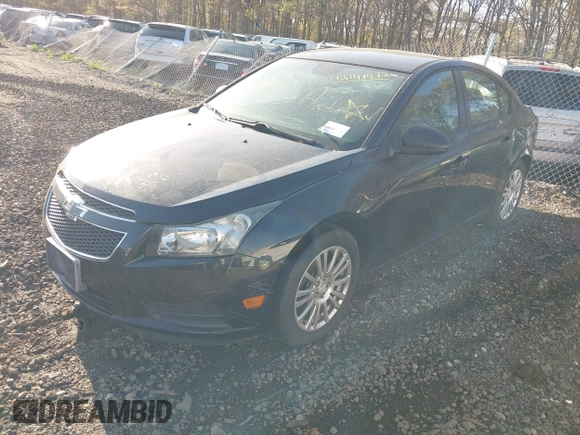 2014 Chevrolet Cruze LS with VIN 1G1PA5SG8E7225101, listed as a IAAI auction lot 42141972 with Not Provided miles and . Bid and sale history available at DreamBid. Image 2.